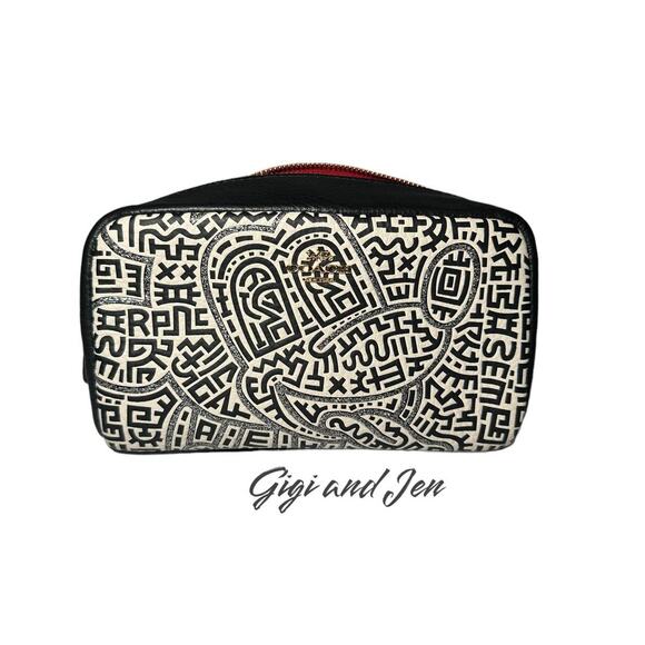 Pre-owned Coach Keith Haring Mickey Small Boxy Cosmetic Bag Makeup bag - Picture 1 of 6